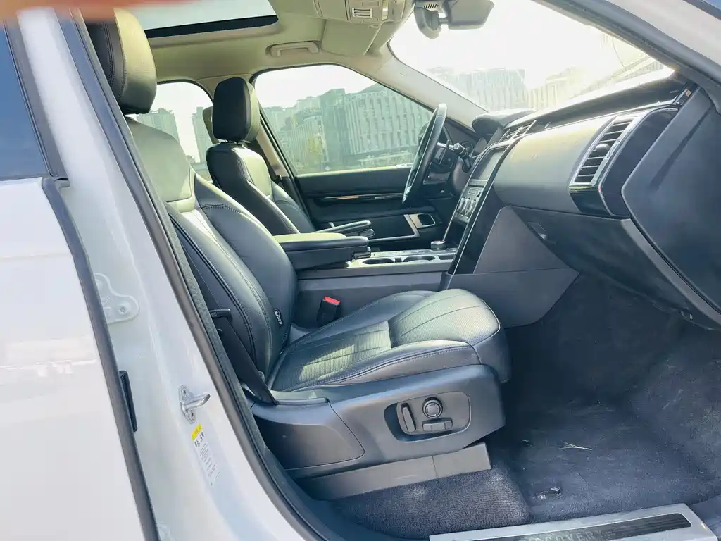 Land Rover Discovery - фото 12
