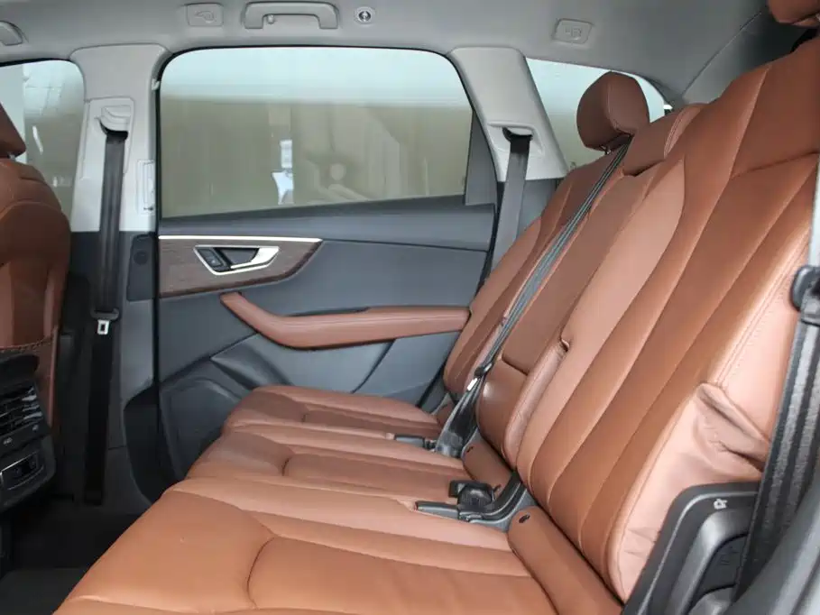 Audi Q7 — миниатюра 8