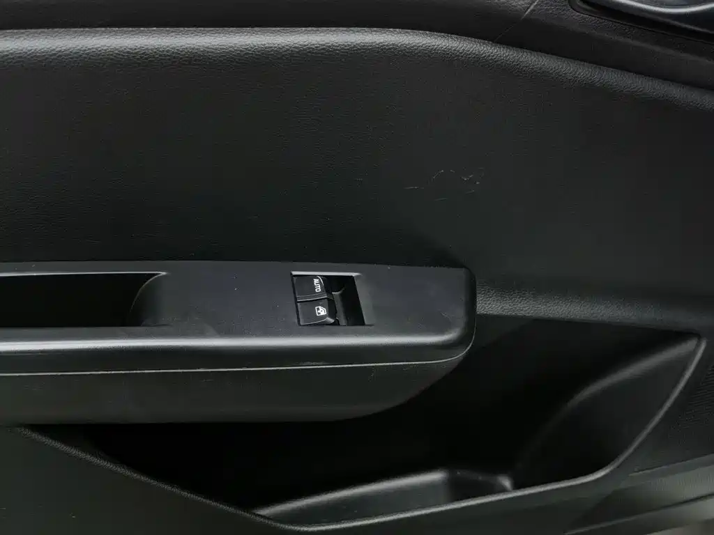 Baojun 310 — миниатюра 9