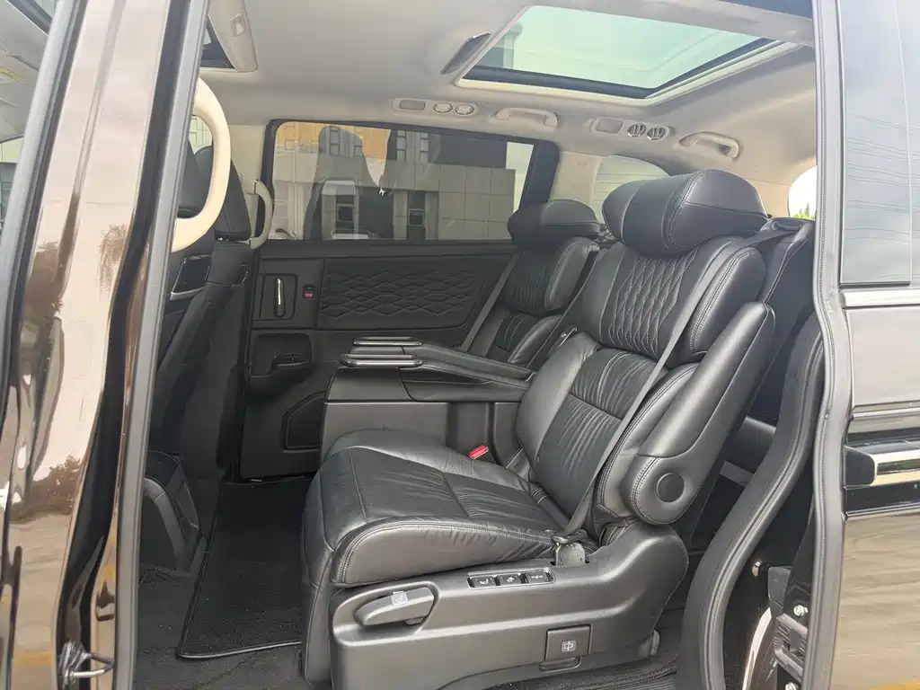Honda Elysion — миниатюра 22