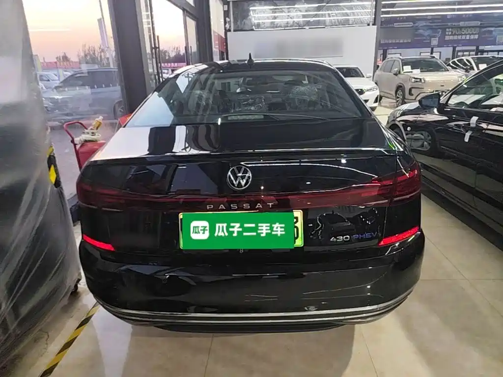 Volkswagen Passat PHEV — миниатюра 6
