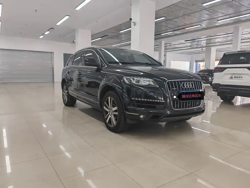 Audi Q7 — миниатюра 3