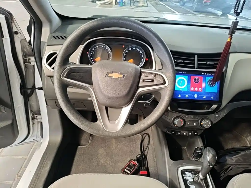 Chevrolet Sail — миниатюра 11