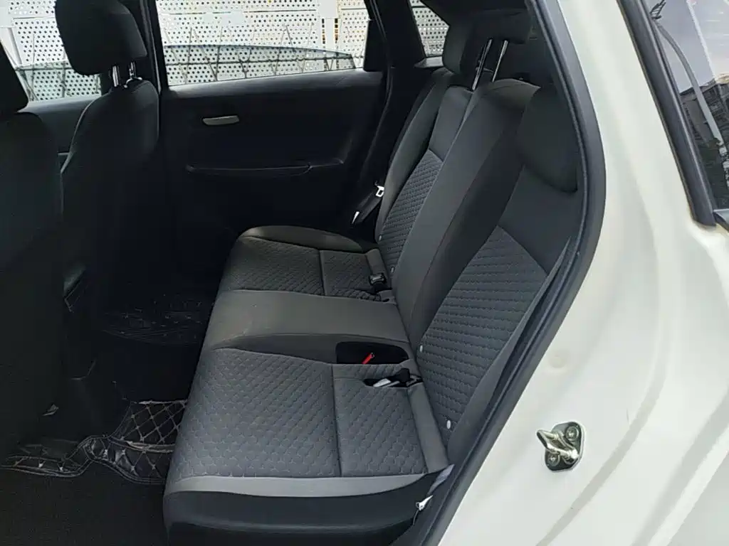 Honda Fit — миниатюра 17