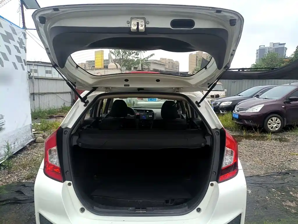 Honda Fit — миниатюра 19