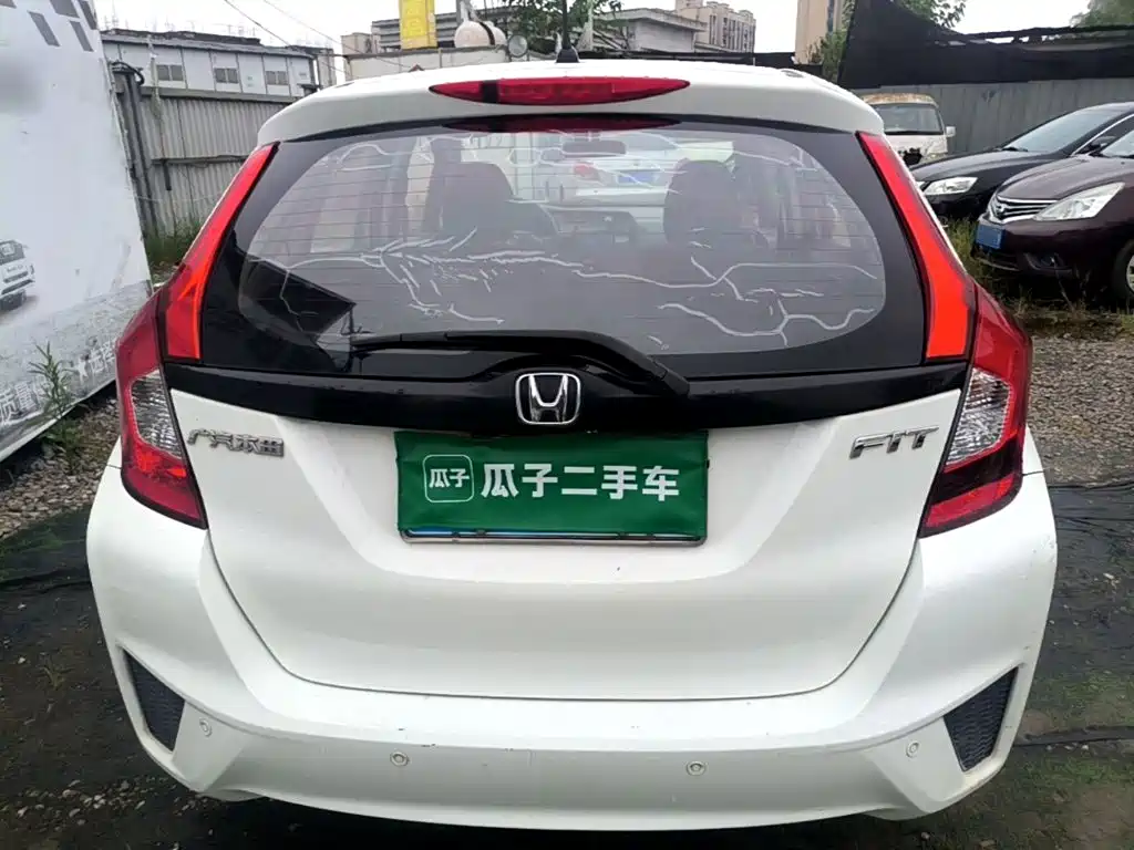 Honda Fit — миниатюра 6