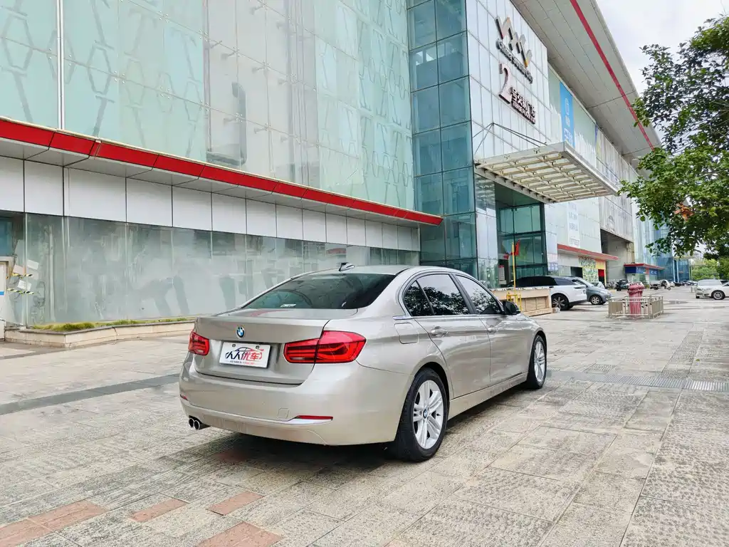 BMW 3 Series — миниатюра 6