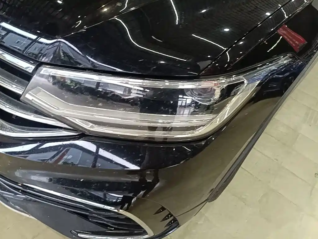 Volkswagen Tiguan L — миниатюра 24