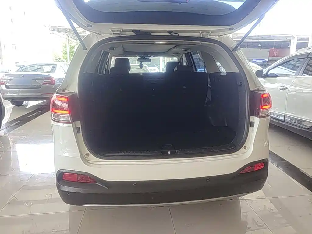 Kia Sorento — миниатюра 19
