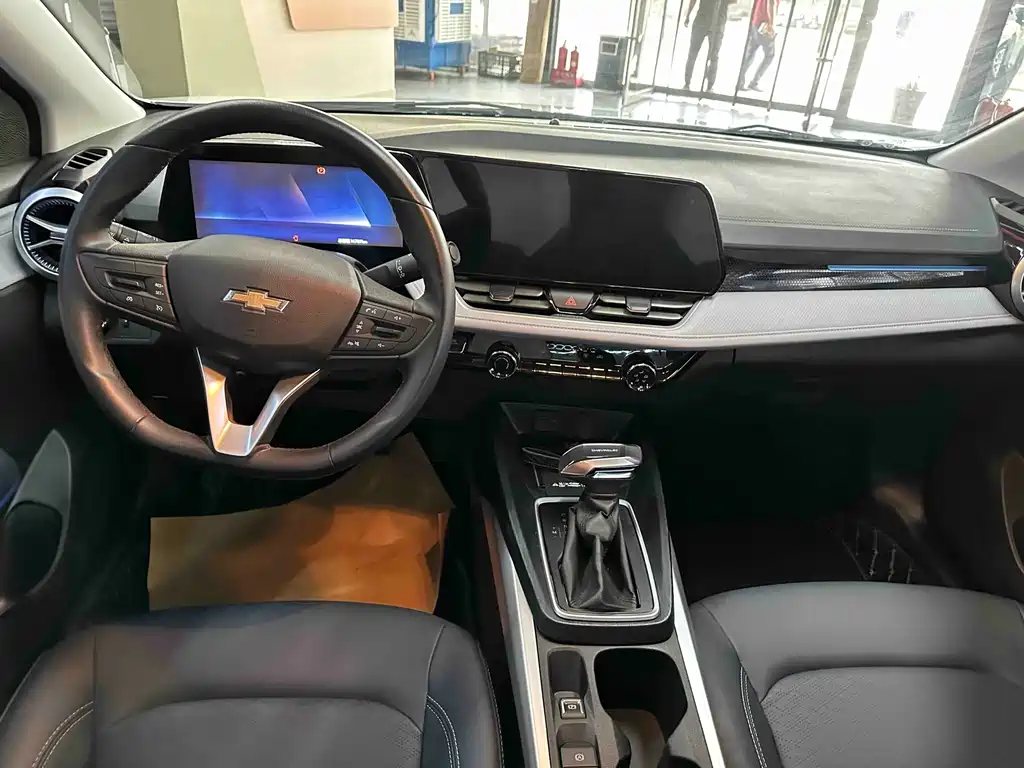 Chevrolet Monza — миниатюра 5