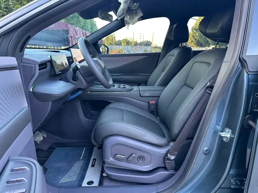 Nissan NX8 — миниатюра 4