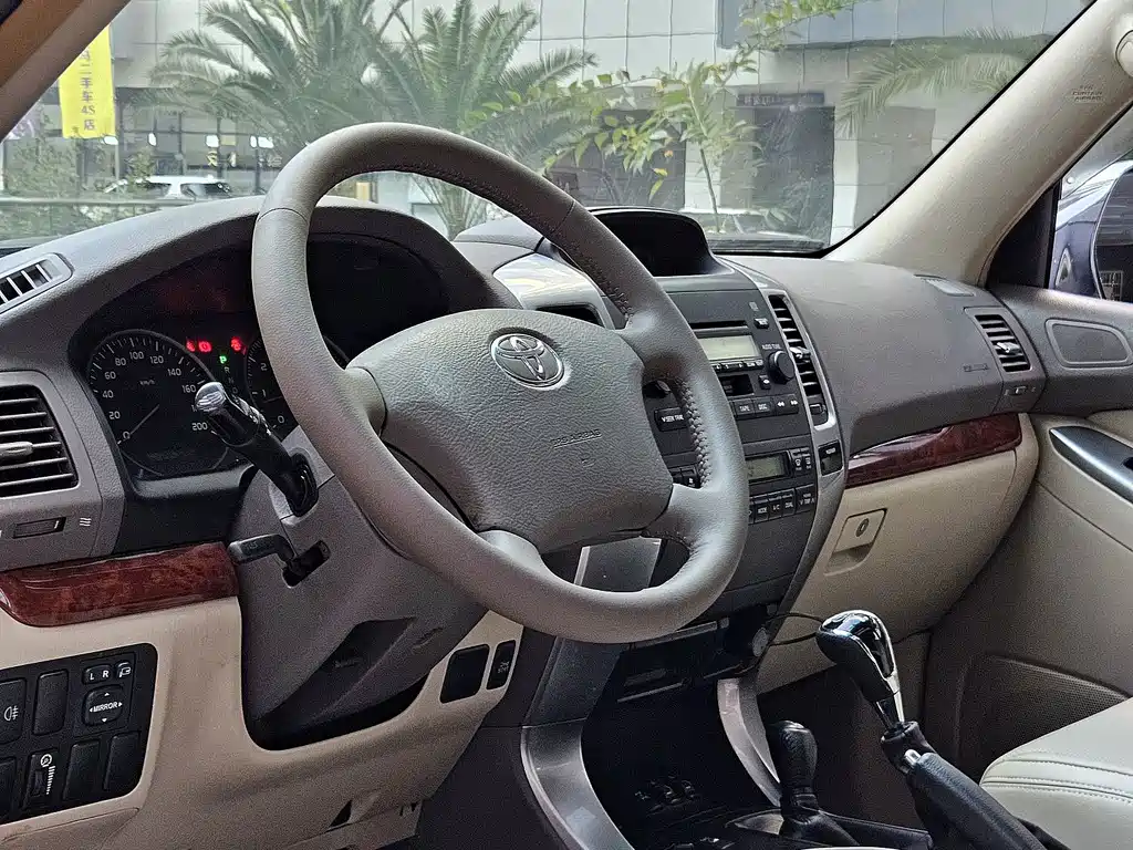 Toyota Prado (Import) — миниатюра 10