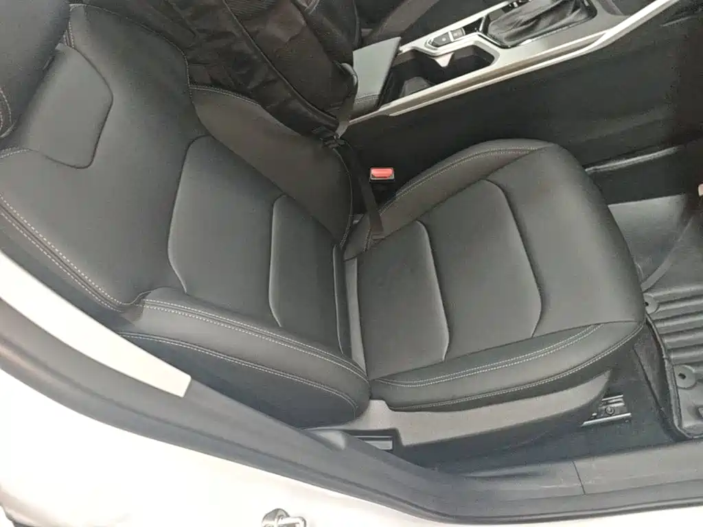 Geely Emgrand — миниатюра 25