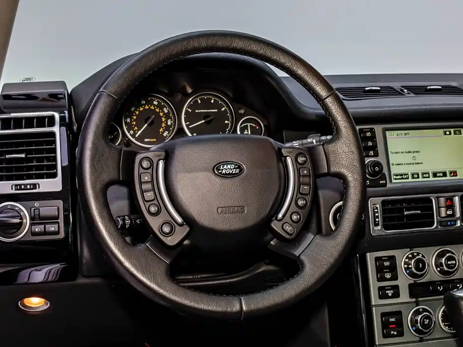 Land Rover Range Rover — миниатюра 25