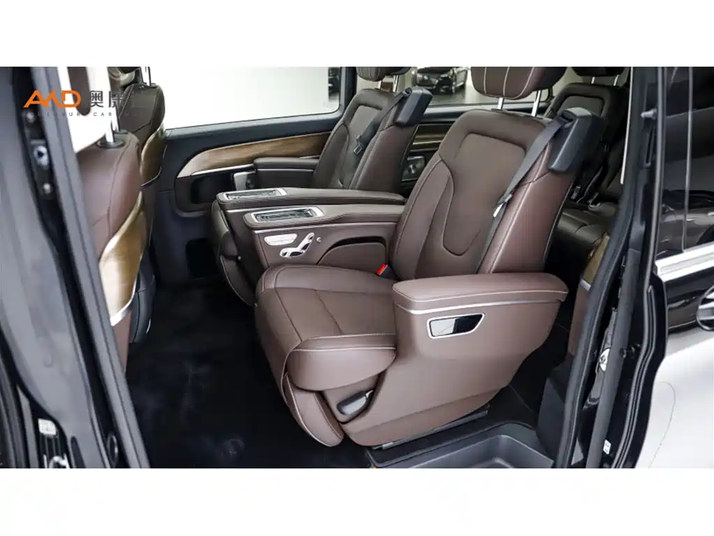 Mercedes-Benz V-Class — миниатюра 7