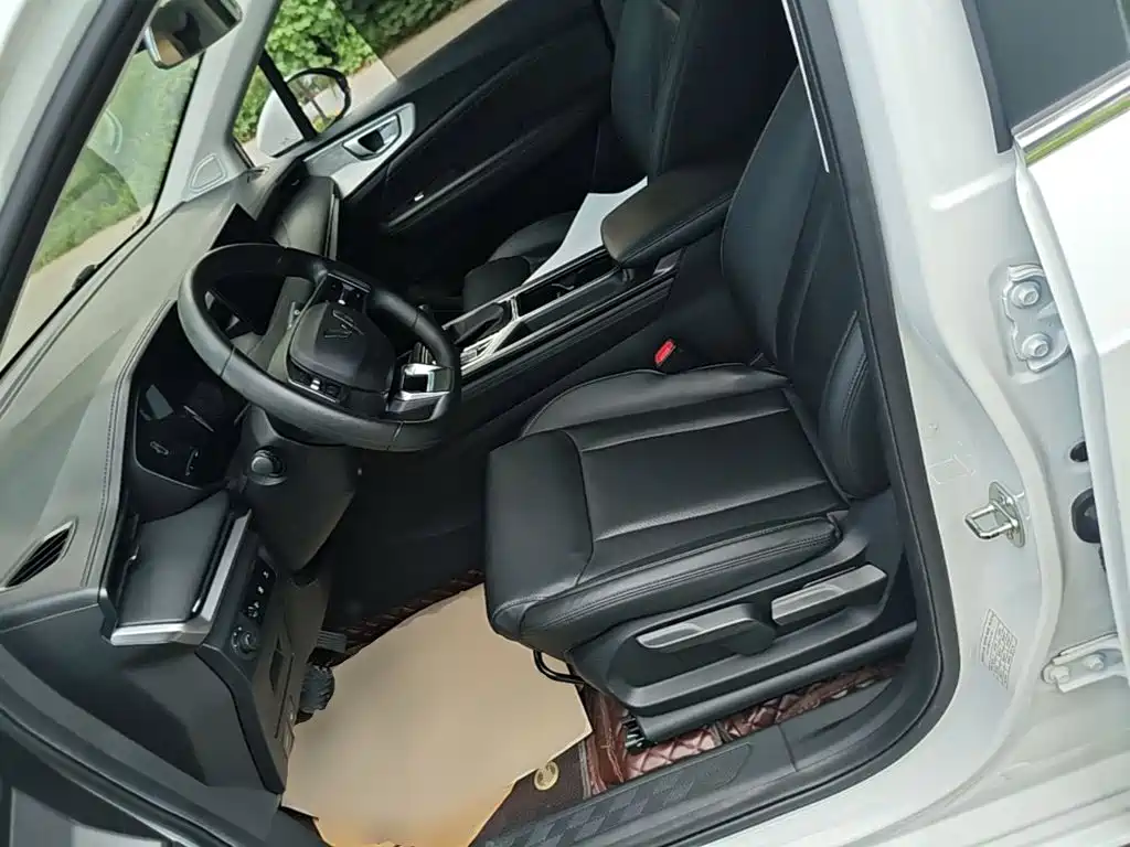Wuling Jiachen — миниатюра 15
