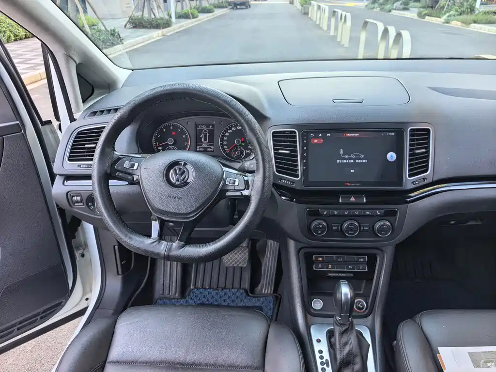 Volkswagen Sharan — миниатюра 6