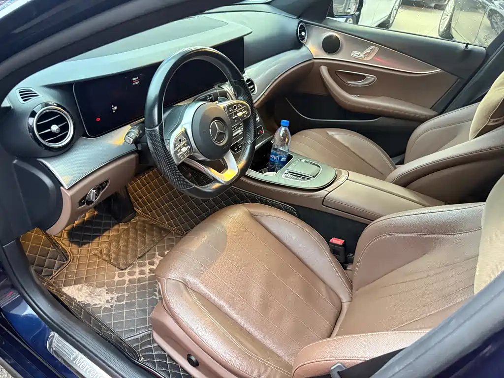 Mercedes-Benz E-Class (Import) — миниатюра 4