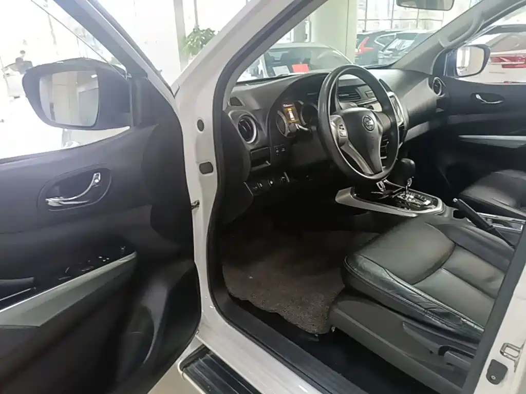 Nissan Terra — миниатюра 16