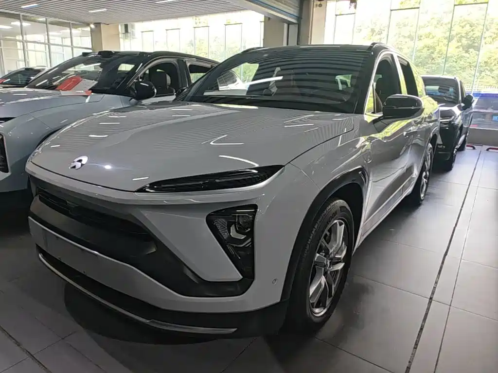 NIO ES6