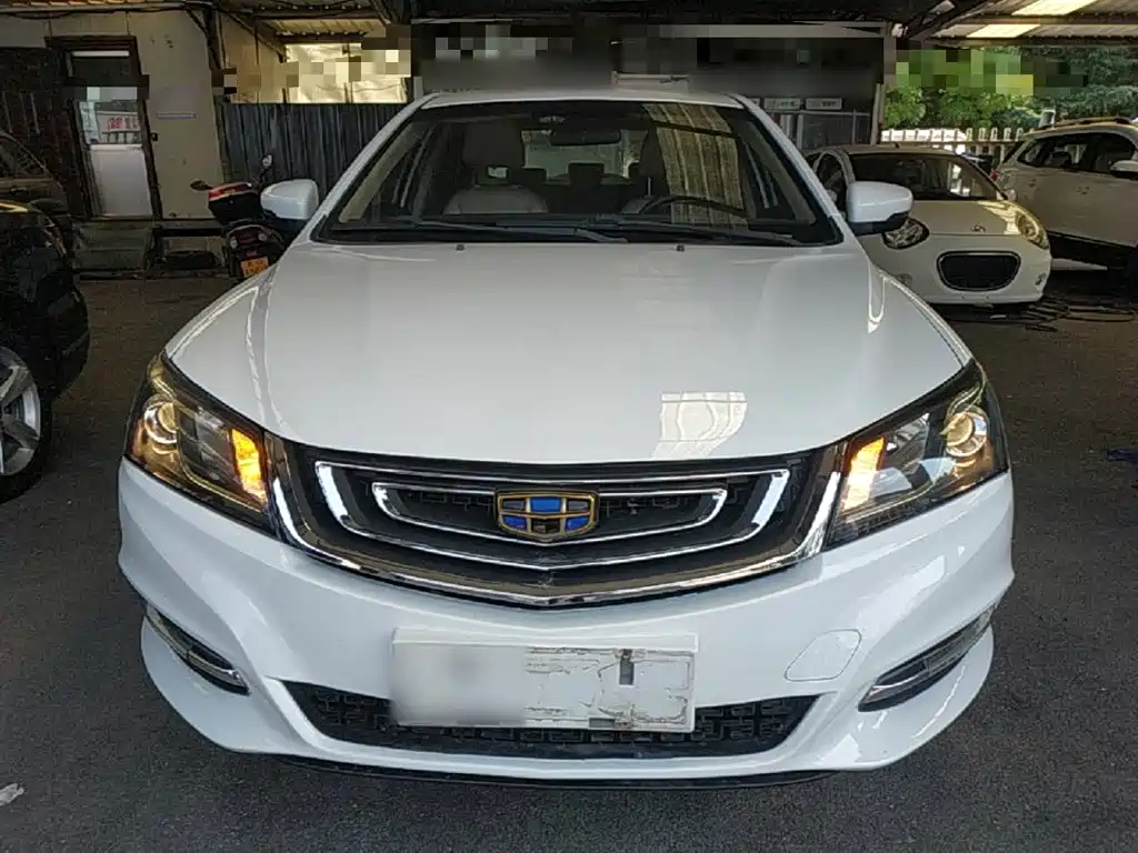 Geely Emgrand — миниатюра 3