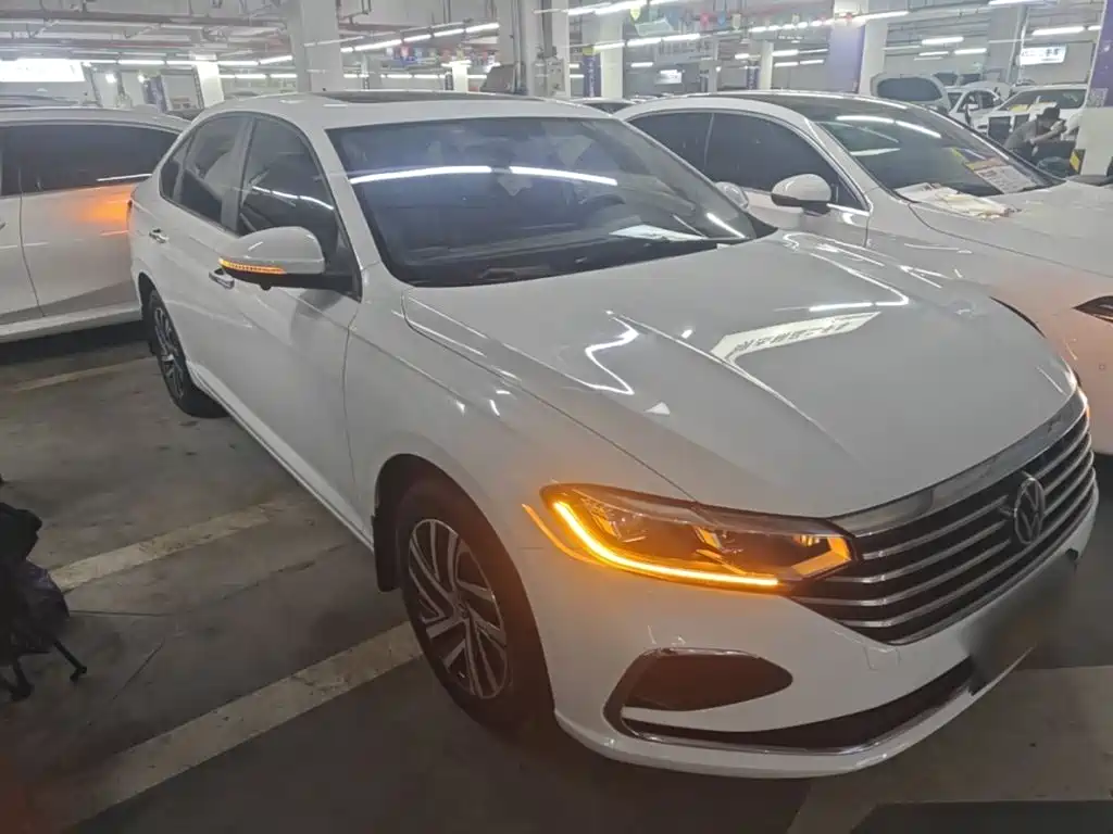 Volkswagen Lavida — миниатюра 4