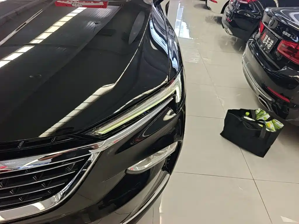Buick Enclave — миниатюра 24
