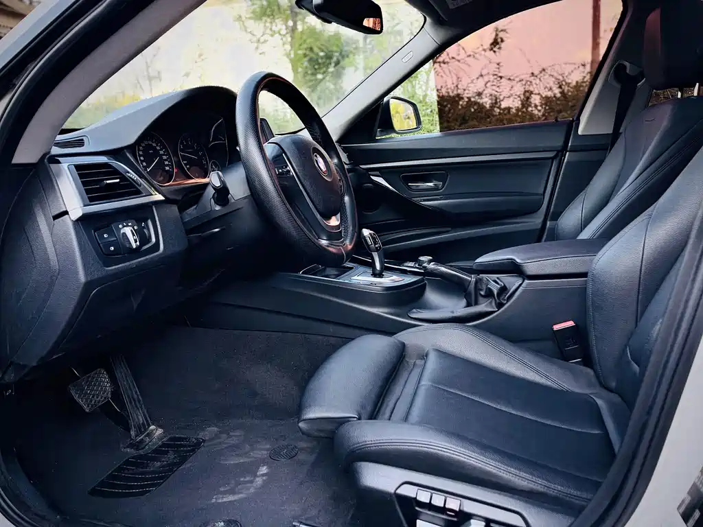 BMW 3 Series GT — миниатюра 13