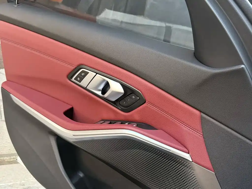 BMW i3 — миниатюра 6