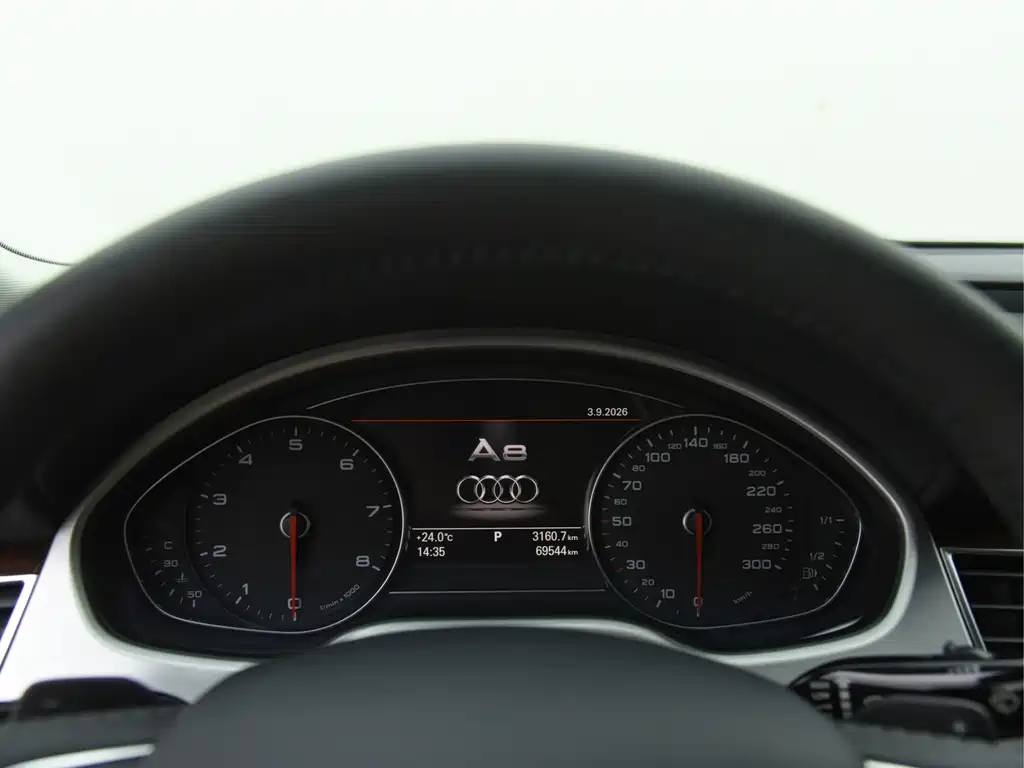 Audi A8 — миниатюра 16