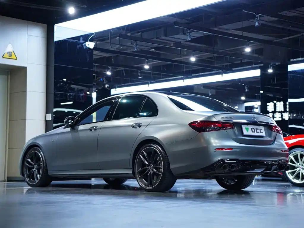 Mercedes-Benz E-Class AMG — миниатюра 5