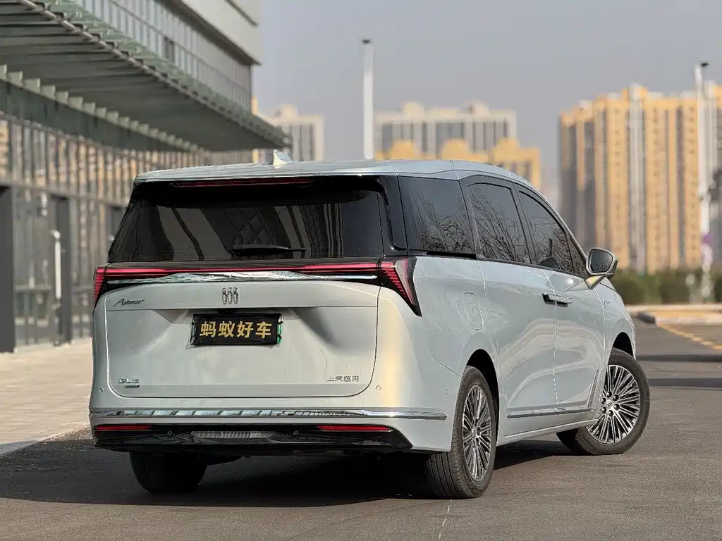 BUICK GL8 NEW ENERGY