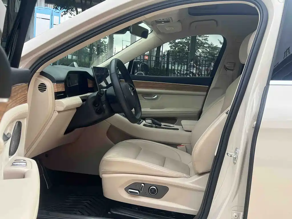 AITO Wenjie AITO M5 — миниатюра 19