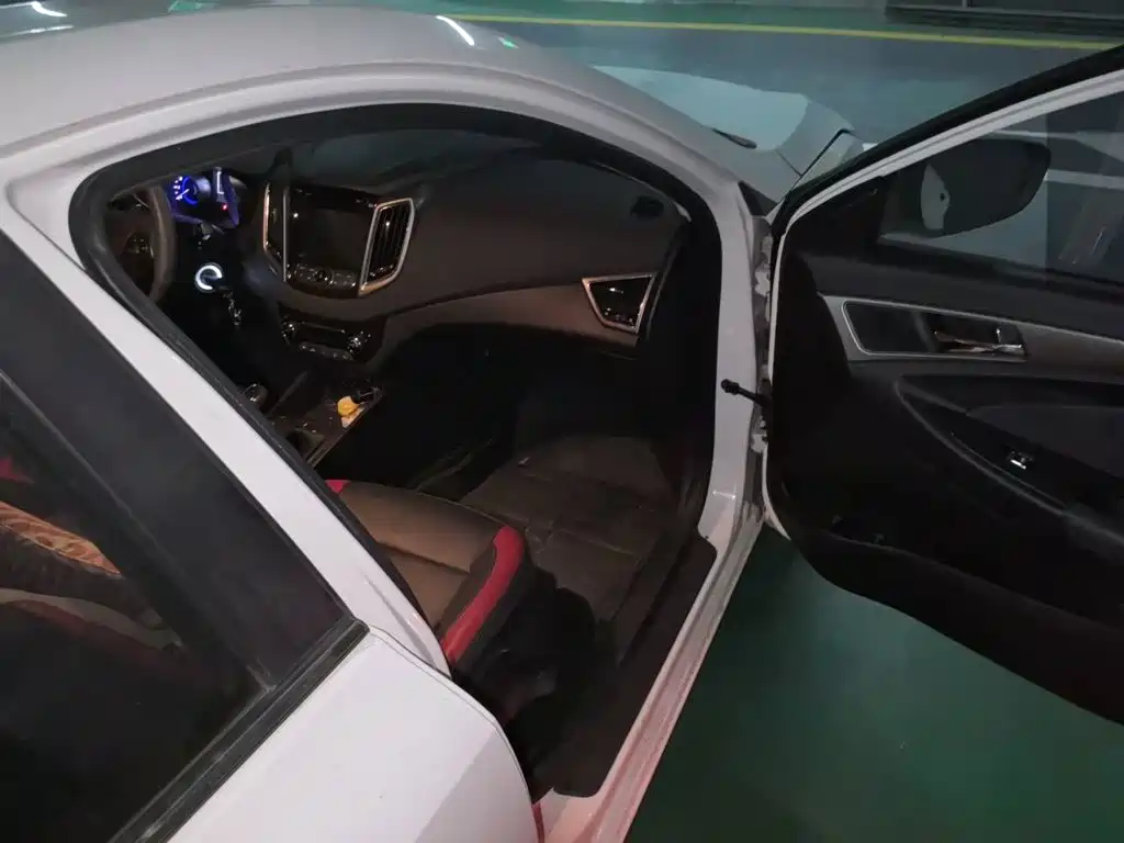 Changan Eado XT — миниатюра 22