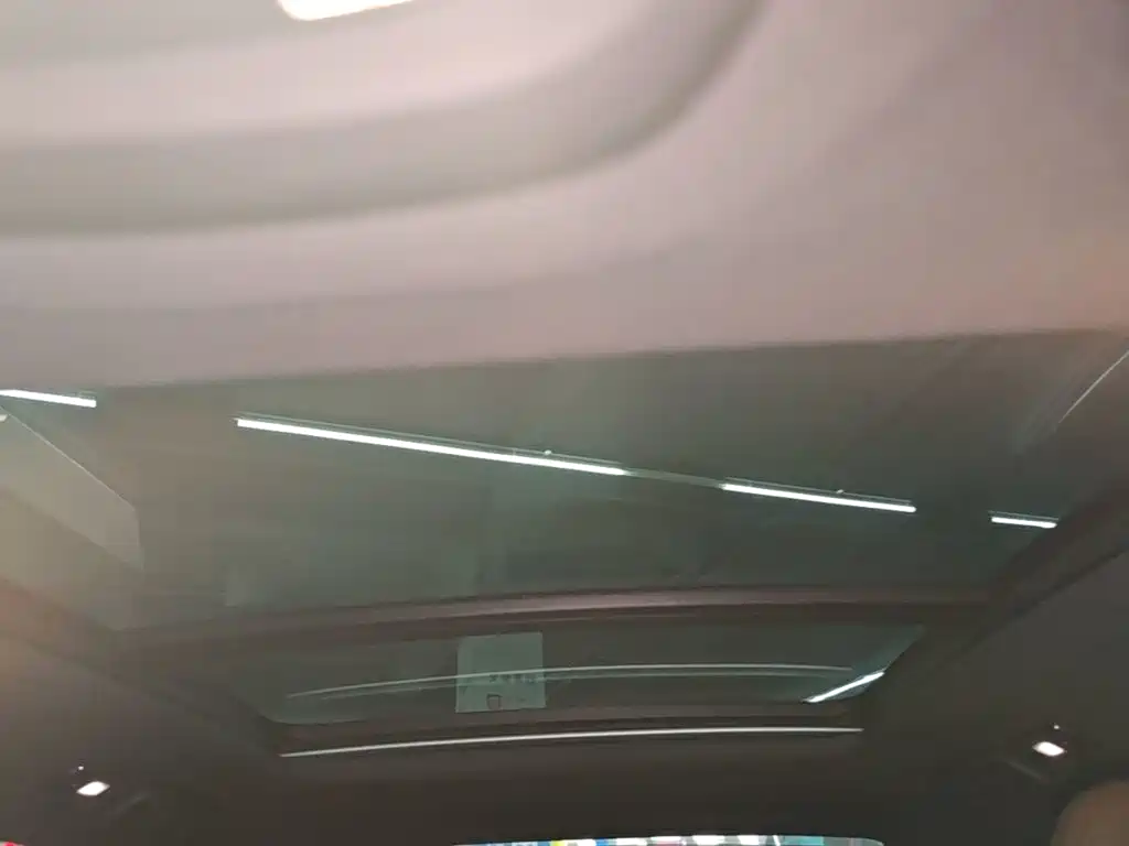 Volvo S90 — миниатюра 18