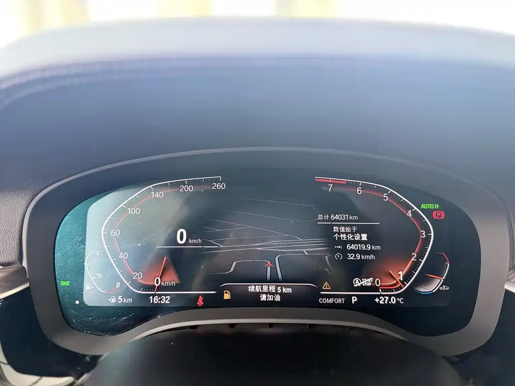 BMW 5 Series — миниатюра 13