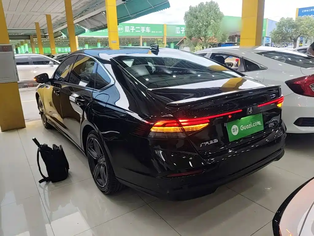 Honda Accord — миниатюра 5