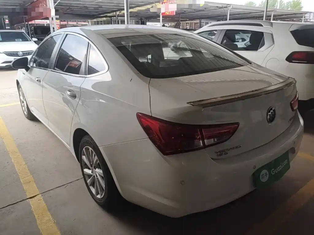 Buick Verano — миниатюра 5