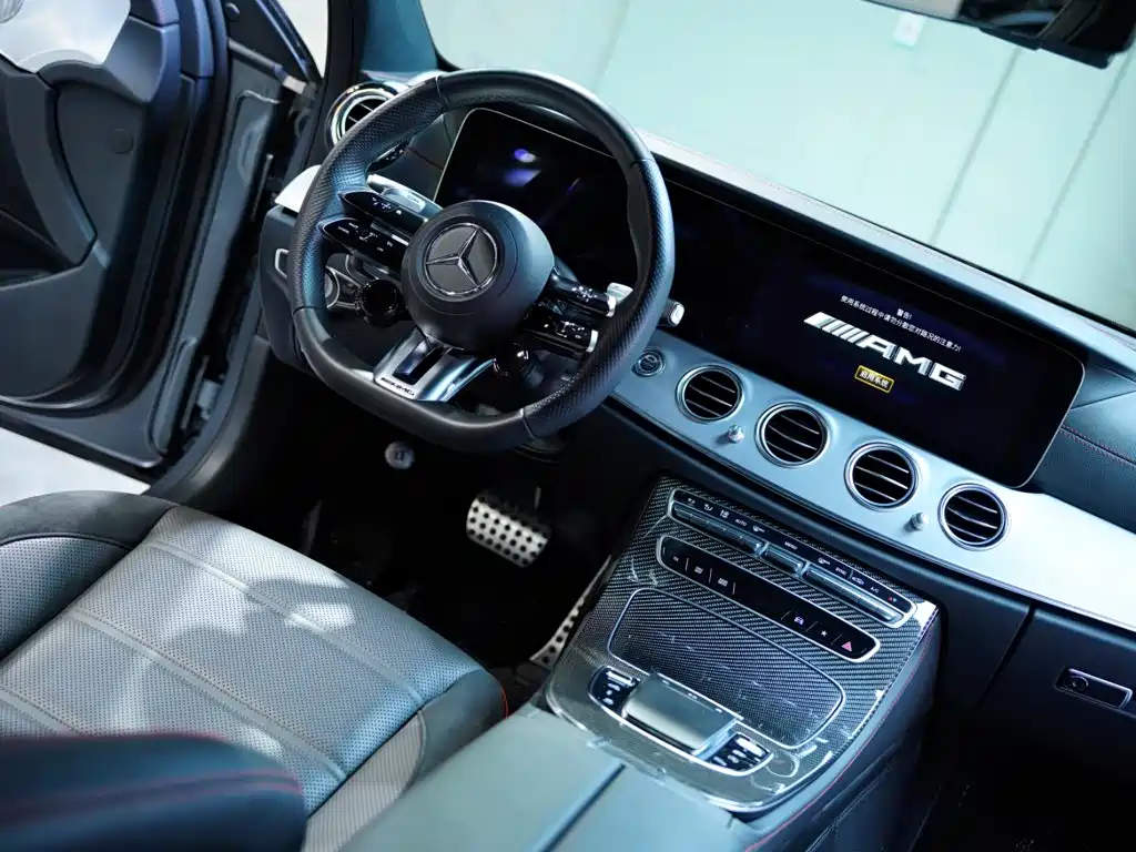 Mercedes-Benz E-Class AMG — миниатюра 34