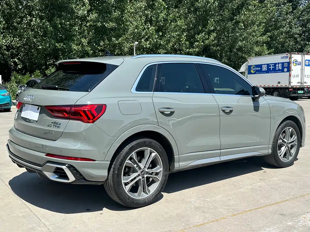 Audi Q3 2024 40 TFSI Fashion
