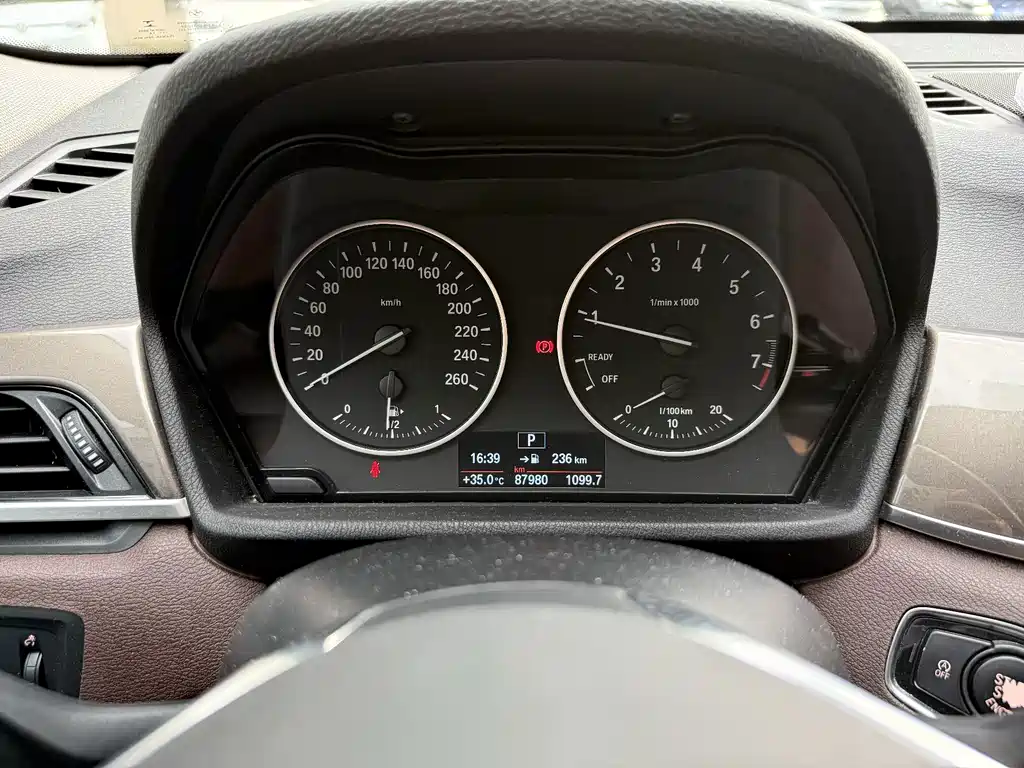 BMW X1 — миниатюра 9