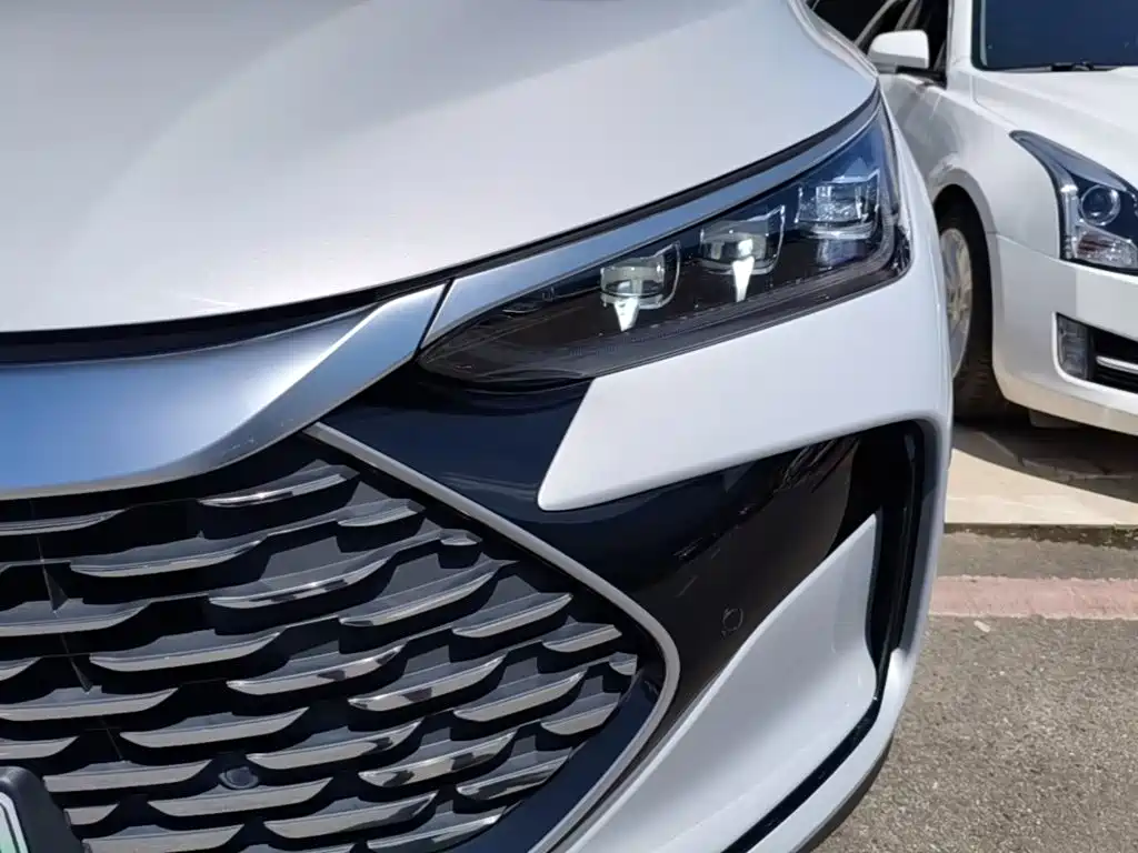 BYD Tang New Energy — миниатюра 24