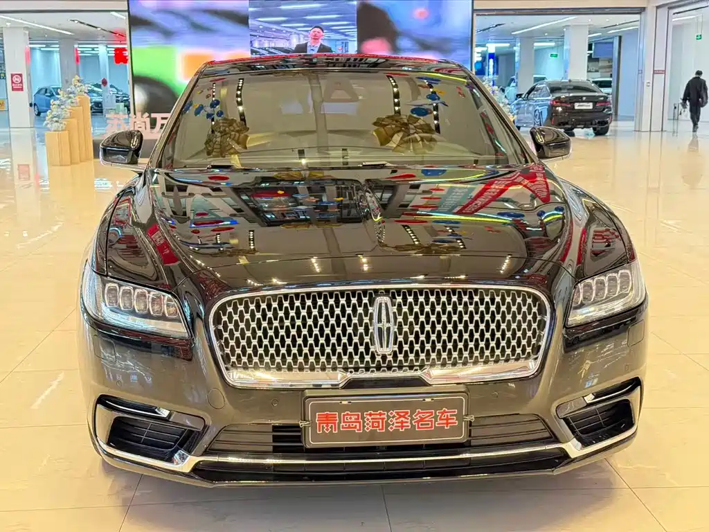 Lincoln Continental — миниатюра 2