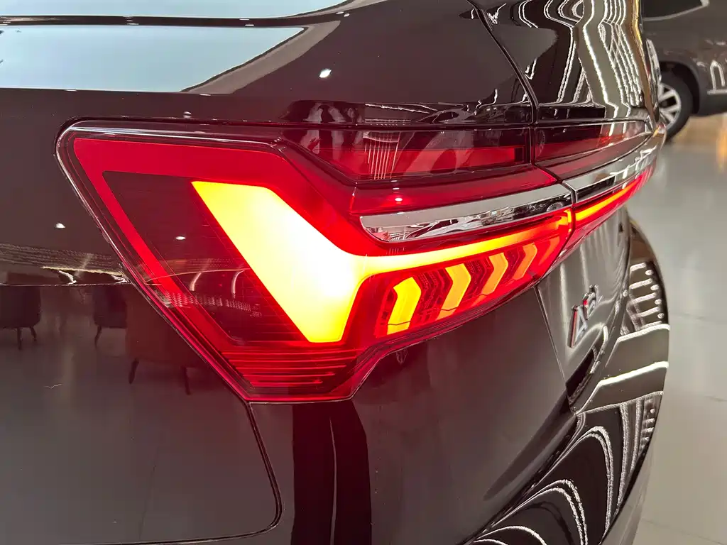 Audi A6L — миниатюра 40