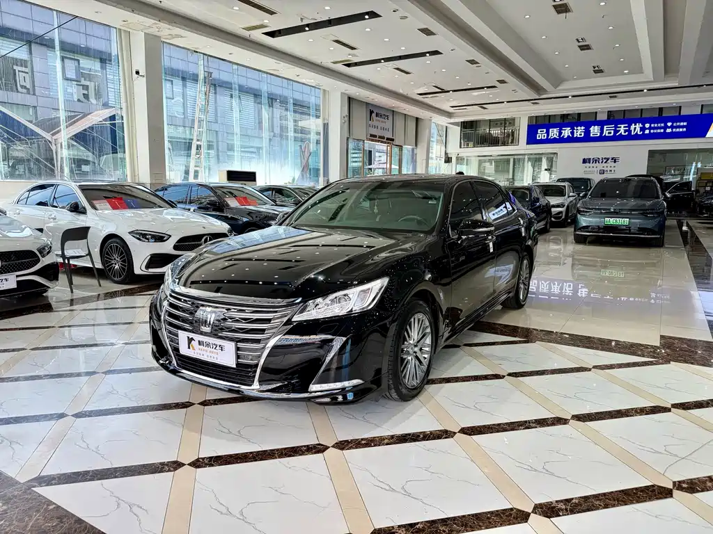 Toyota Crown 2017 2.0T Sport
