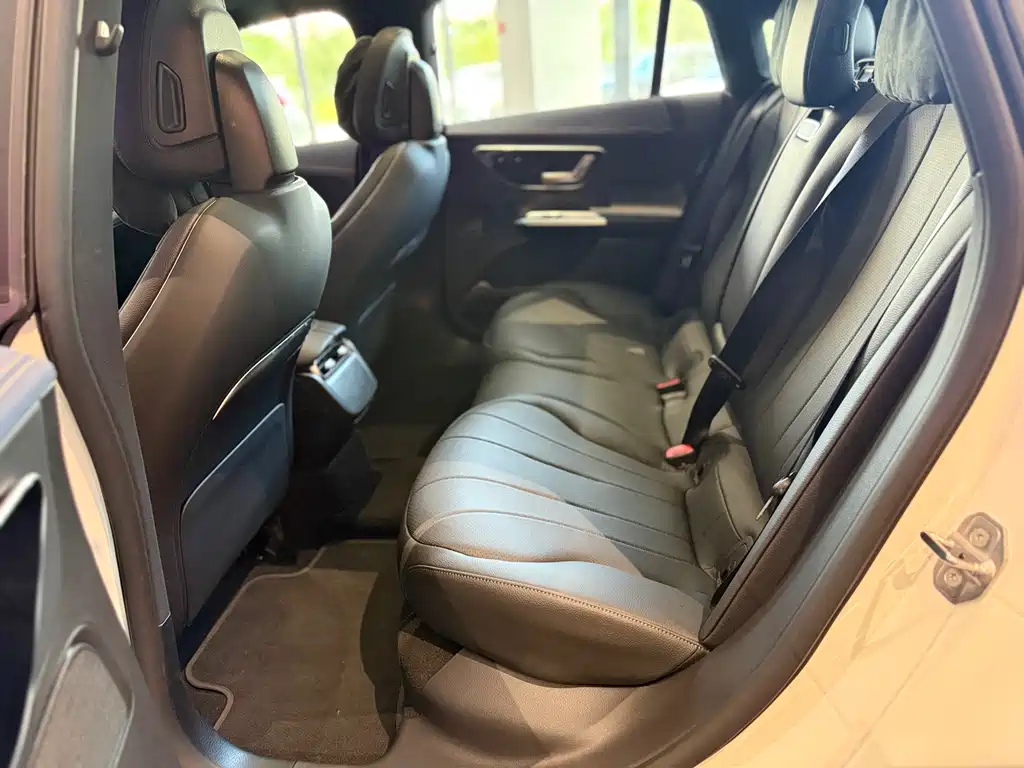 Mercedes-Benz EQE 2025 500 4MATIC