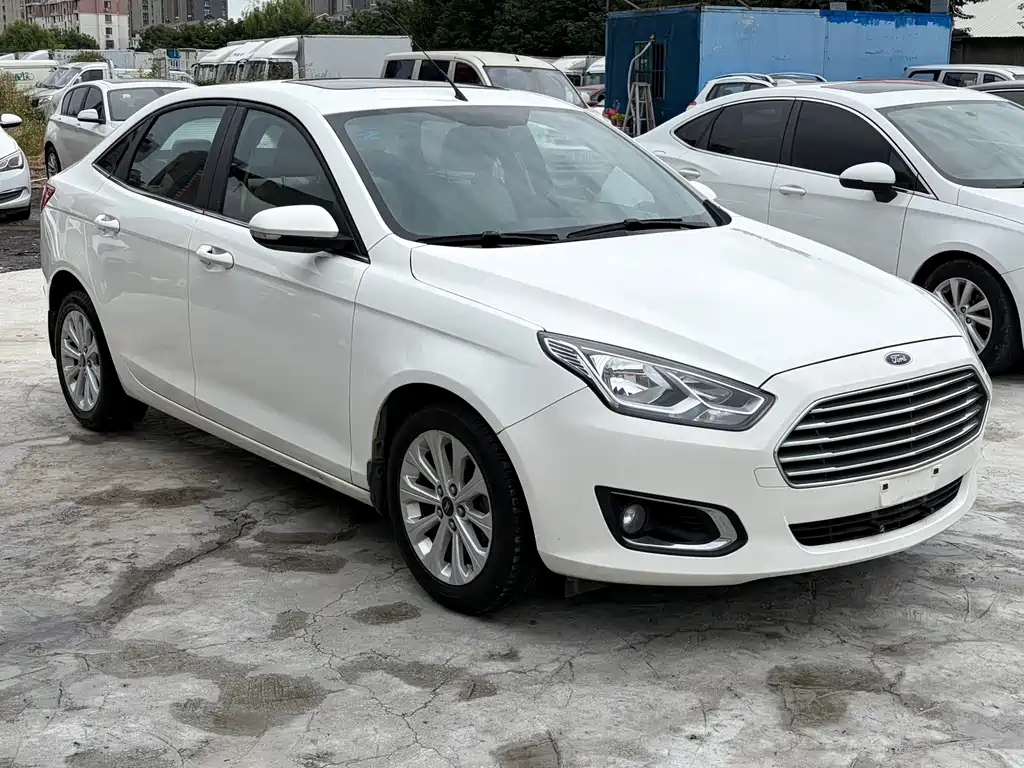 Ford Escort — миниатюра 3