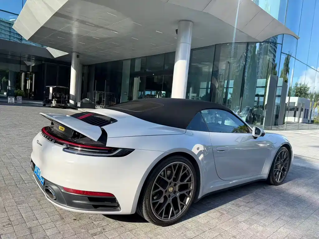 Porsche 911 2020 Carrera Cabriolet 3.0T
