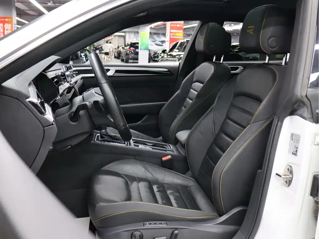 Volkswagen CC — миниатюра 8