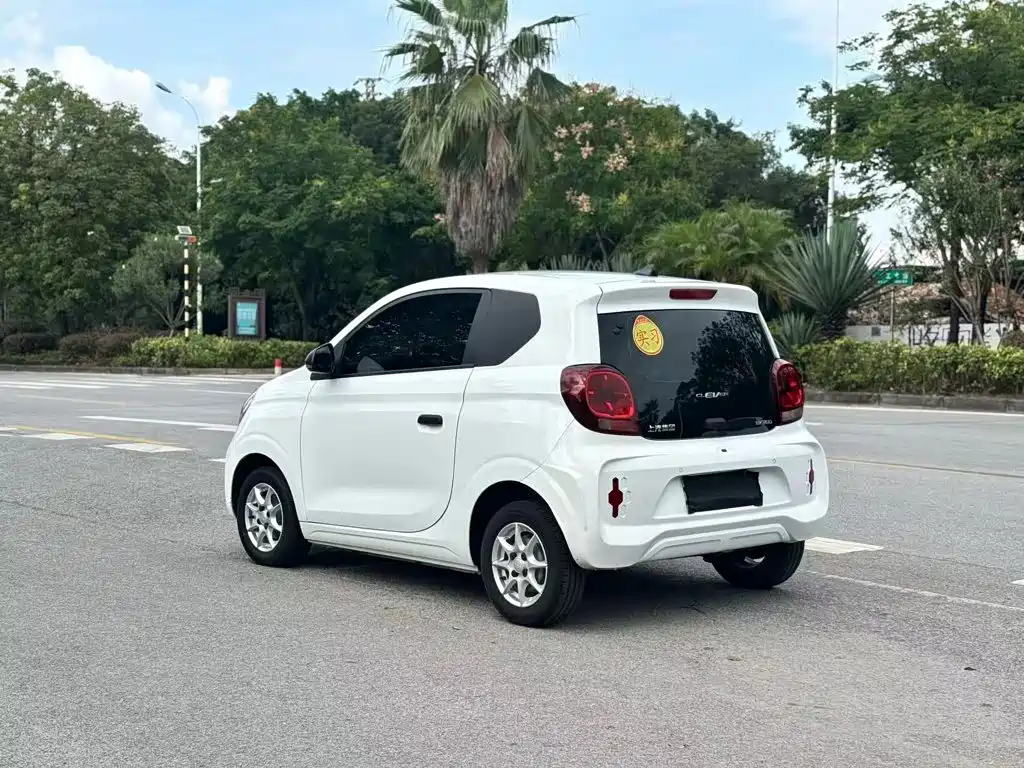 Roewe Clever — миниатюра 5